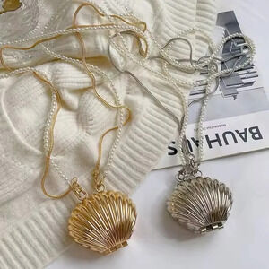 Gold and Silver Shell Pendant Bags